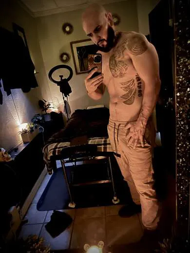 Escorts East Side, Pennsylvania Outgoing fun athletic barber