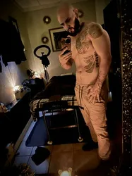 Escorts East Side, Pennsylvania Outgoing fun athletic barber