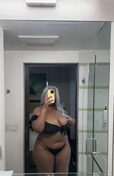 Escorts Queens, New York Play with Staci