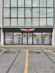 Mississauga, Ontario Love Shop