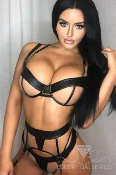 Escorts Amstelveen, Netherlands Nina