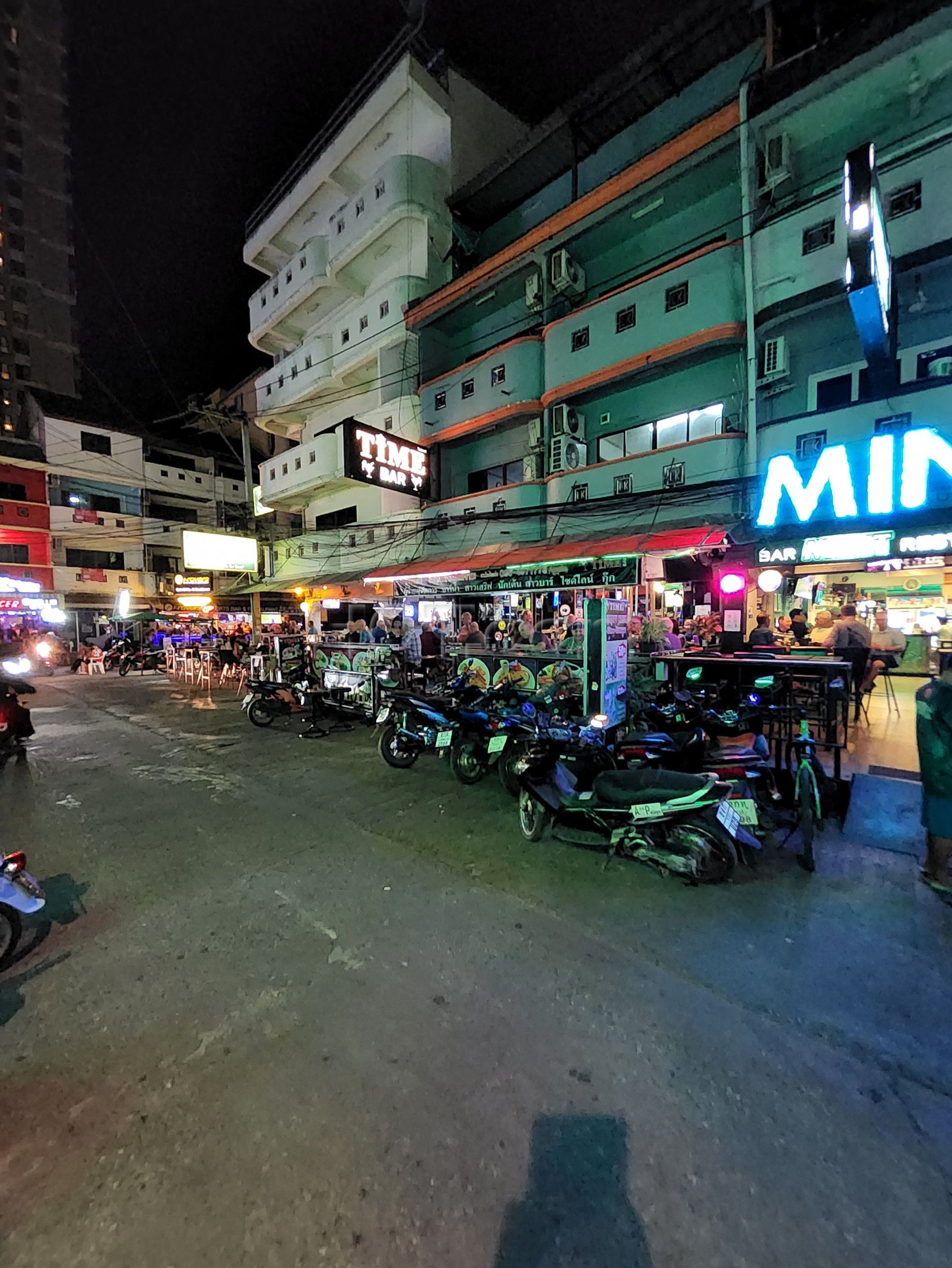 Pattaya, Thailand Time Bar