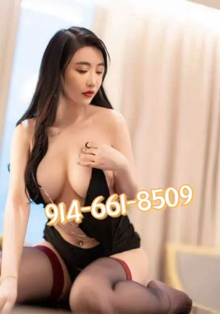 Escorts New City, New York ☞ 👩👩pretty charming SISTER💟🟡💟Multiple girls to choose from💟🟡💟Meet your sexual needsQueens, US -