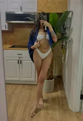 Escorts Miami, Florida Rose