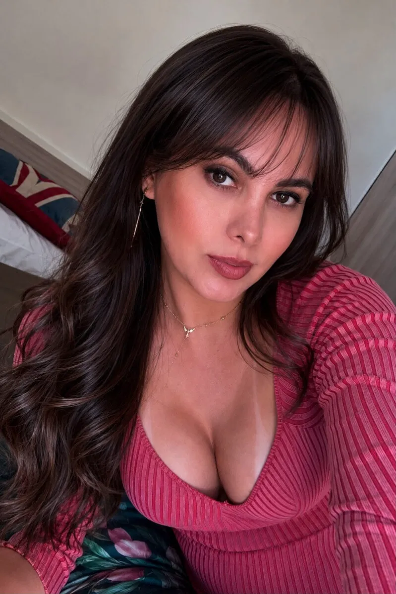 Escorts Bedford, England Bely