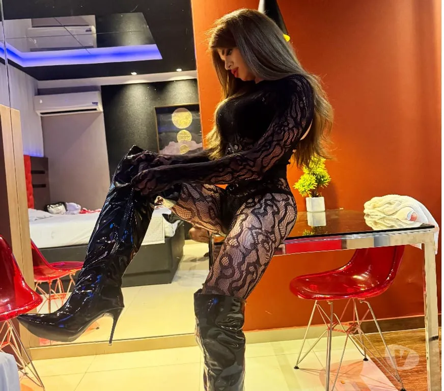 Escorts Derby, England Sarah XXXL BIG 💦🍆 party