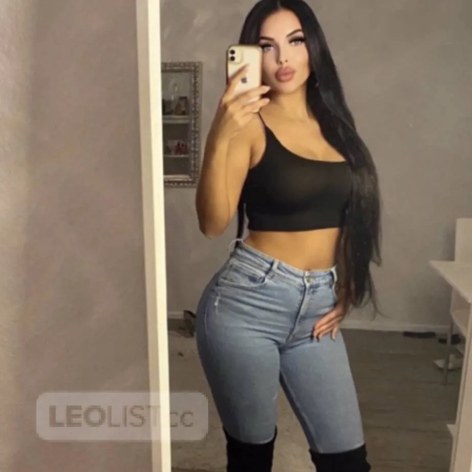 Escorts Longueuil, Quebec OUTCALL LONGUEUIL ••• RIVE SUD •••