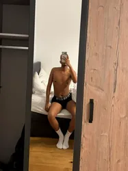 Escorts Prague, Czech Republic Juancamilx