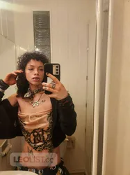 Escorts Victoria, British Columbia Toni Cherry