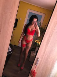 Escorts Beirut, Lebanon European Girl Jessie Let Me Be Your Sex Toy