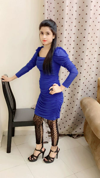 Escorts Abu Dhabi, United Arab Emirates Somya Indian Model