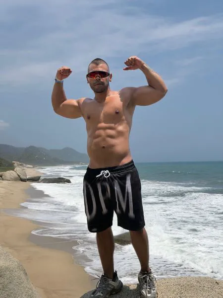 Escorts Singapore, Singapore JhonatanPaisa