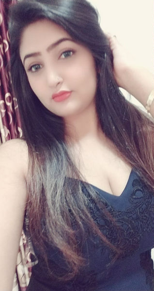 Escorts Abu Dhabi, United Arab Emirates Mahvi Indian Milf