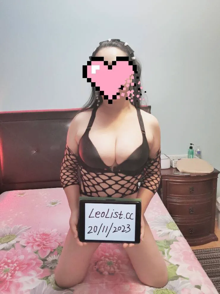 Escorts Dieppe, New Brunswick Hot Sex Young "Fantastic" RIM /BBBJ/CIM/GFE "Excellent"