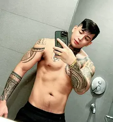 Escorts Makati City, Philippines Mr Dackz 7.5