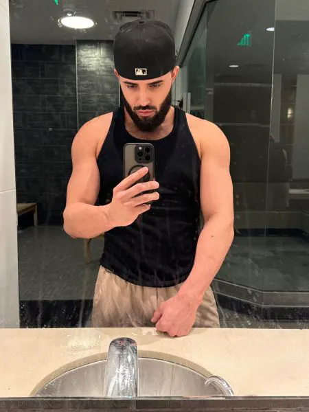 Escorts Los Angeles, California LatinandUncut