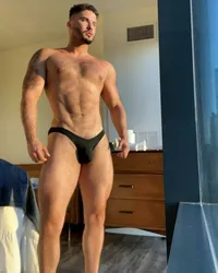 Escorts San Diego, California FarityRami