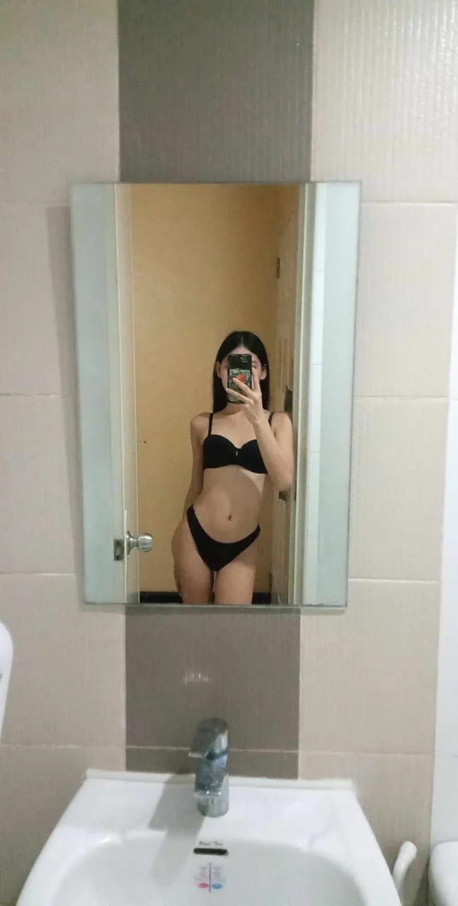 Escorts Makati City, Philippines dest