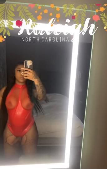 Escorts Raleigh, North Carolina **READ AD BEFORE CONTACTING ME** Hung 🍆 And Busty TS 🍒 Available Limited Time