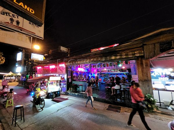 Beer Bar / Go-Go Bar Pattaya, Thailand Mc Bar