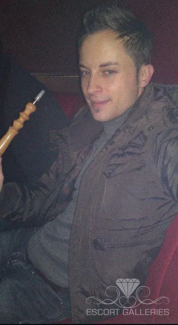 Escorts Essen, Germany Alex