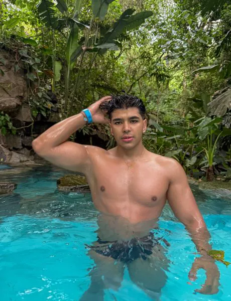 Escorts Bangkok, Thailand Androv