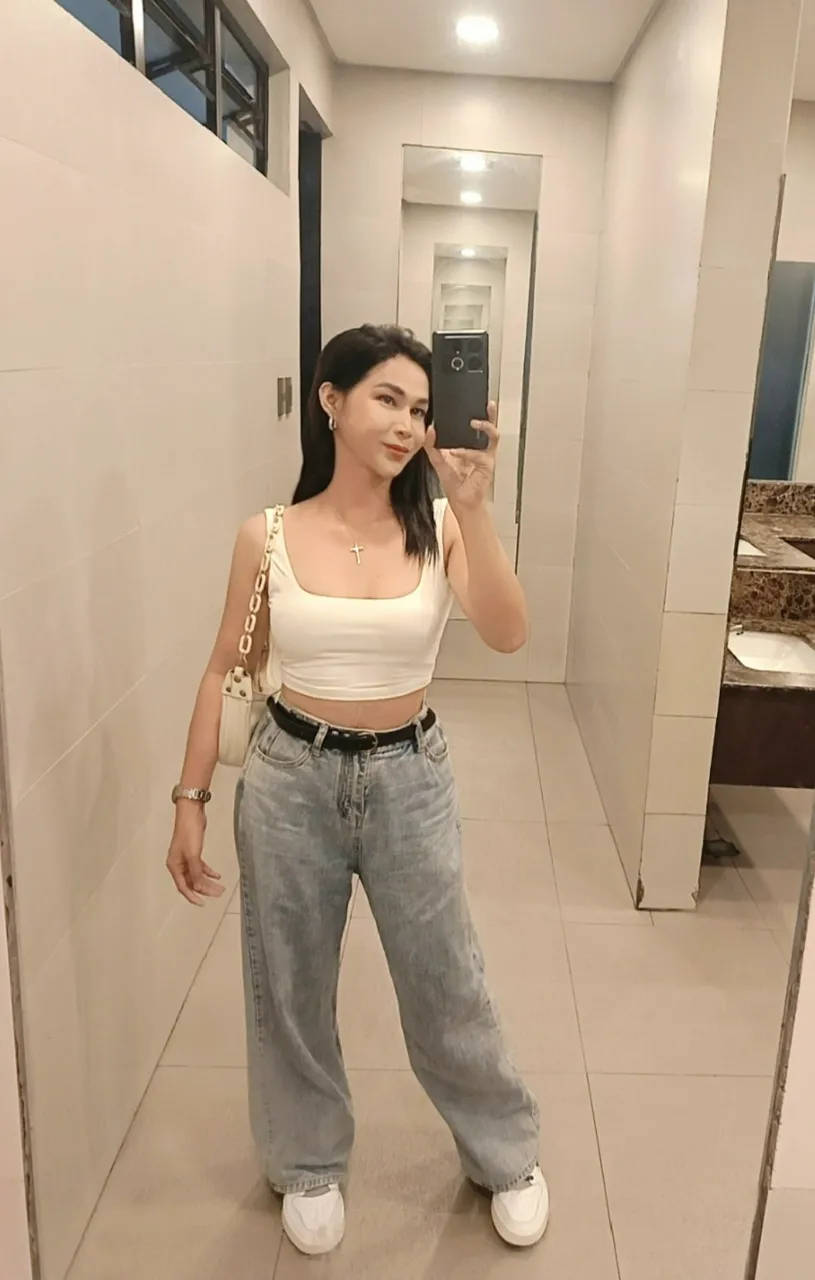 Escorts Manila, Philippines ℂ𝕙𝕝𝕠𝕖 Sa𝕟𝕥𝕠𝕤 (Meet And Camshow)