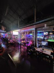 Beer Bar Chiang Mai, Thailand Zoom Bar