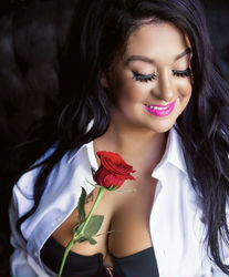 Escorts Seattle, Washington Meet Mya Rose