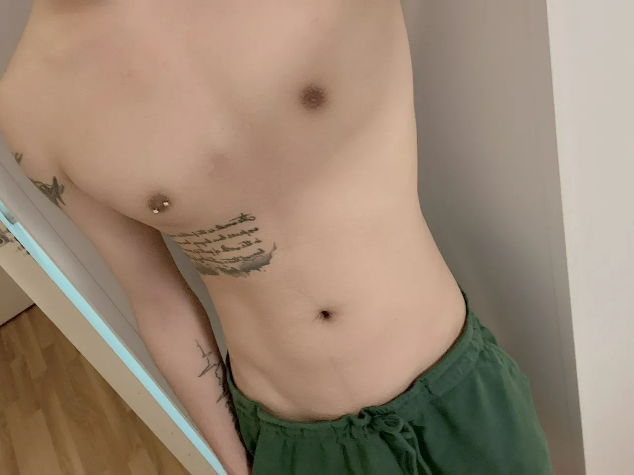 Escorts Hong Kong, Hong Kong Gay仔仔