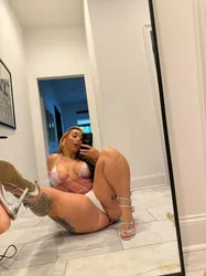 Escorts Brandon, Manitoba Marie White