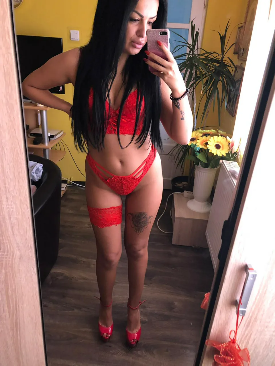 Escorts Beirut, Lebanon European Girl Jessie Let Me Be Your Sex Toy