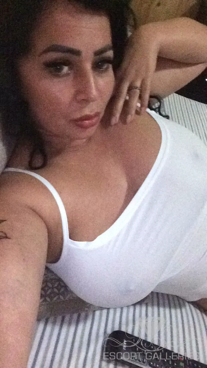 Escorts Cremona, Italy Cristina