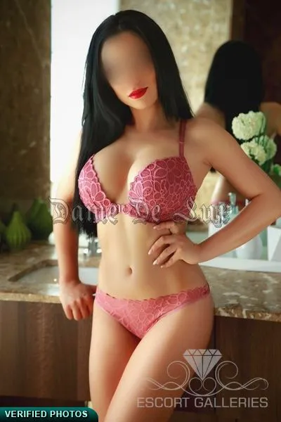 Escorts Bucharest, Romania Antonia