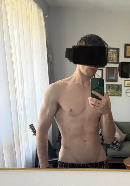 Escorts Toronto, Ontario Artistwink